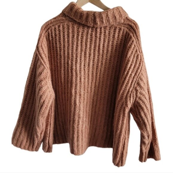 Free People Fluffy Fox Papaya Oversized Sweater Size M - Picture 4 of 7